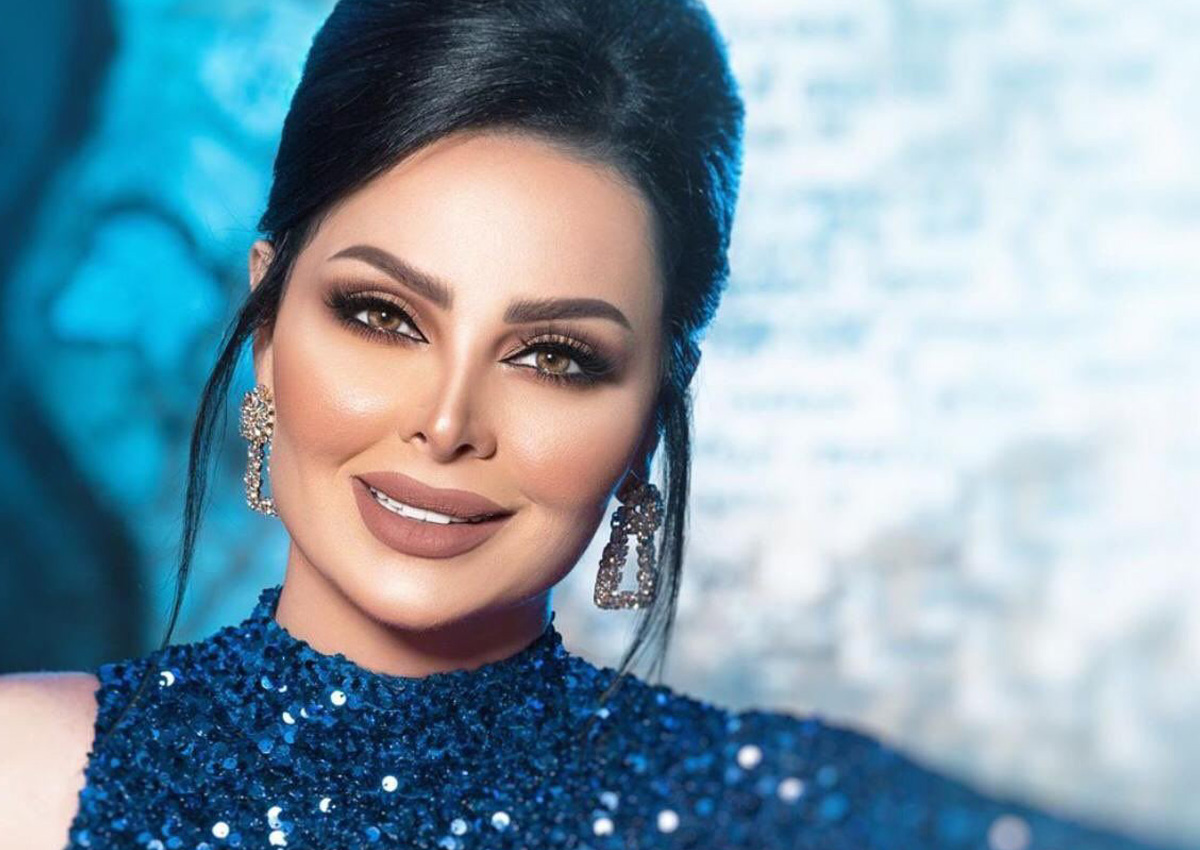 ديانا كرزون تدخل القفص الذهبي وتعلن الخبر بصورة مع حبيبها