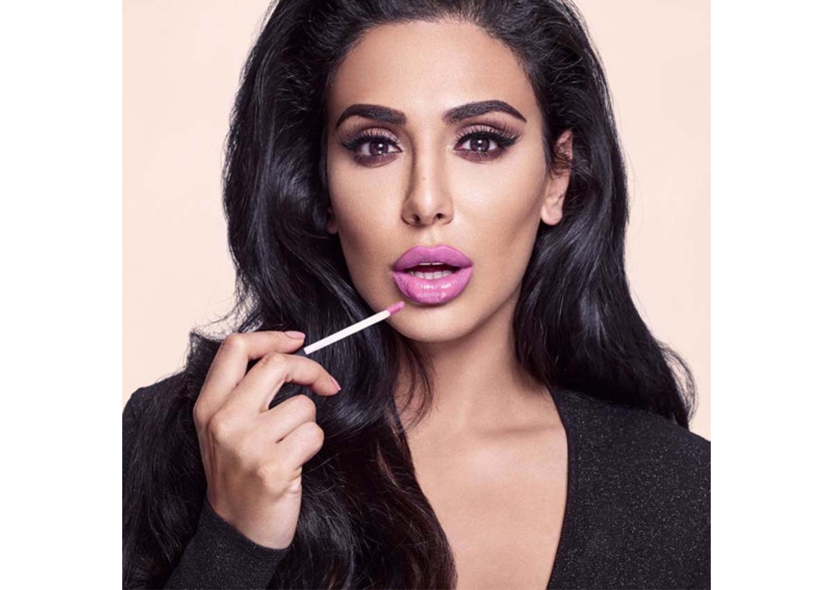 إليك مكياج هدى بيوتي الجديد