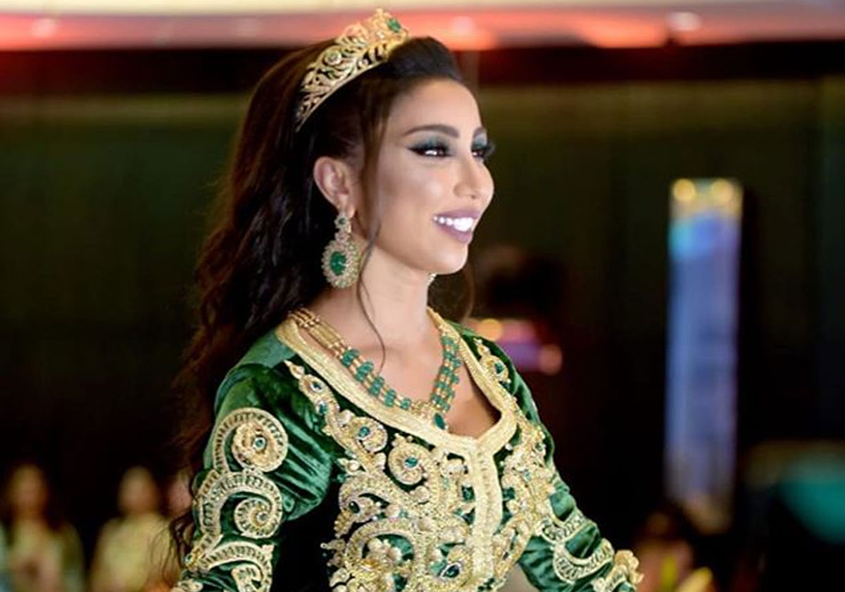 إيمان بطمة تدير حساباً وهمياً على انستغرام يسخر من شقيقتها دنيا وينشر صورها الفاضحة!