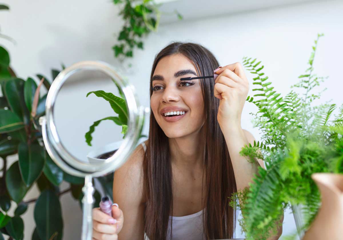 نصائح لمنع الماسكارا من السيلان وضمان ثباتها على عينيك طوال اليوم