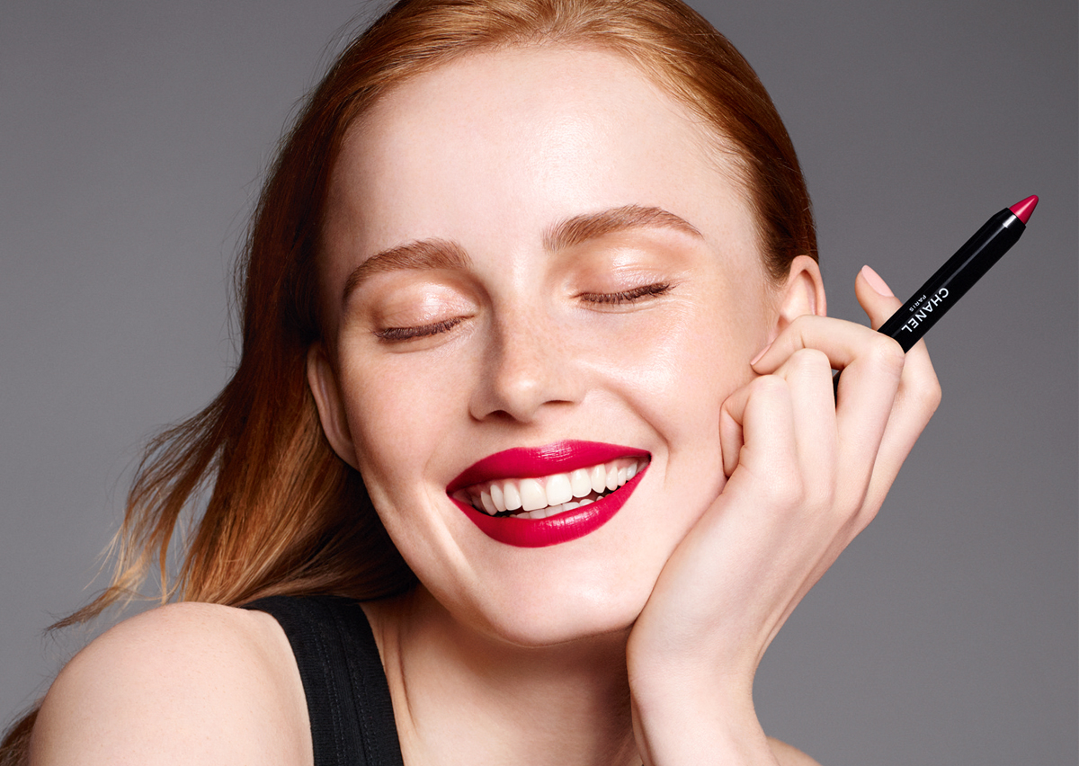 أعيدي ابتكار قواعد أحمر شفاهك مع CHANEL
