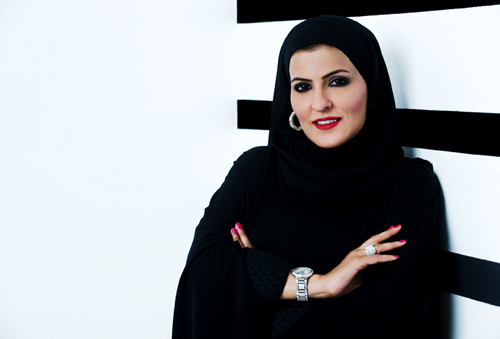كل ما تريدين معرفته من أخبار ومعلومات وصور ووثائق عن  المصممة زارينا يوسف وماركة Zareena 