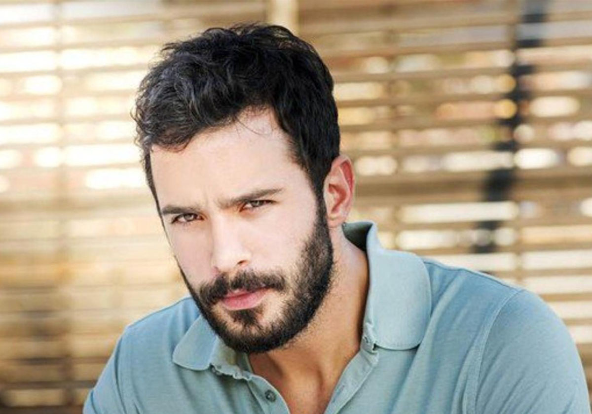 فستان عقد قران عروس باريش بسيط وسعره زهيد جدا