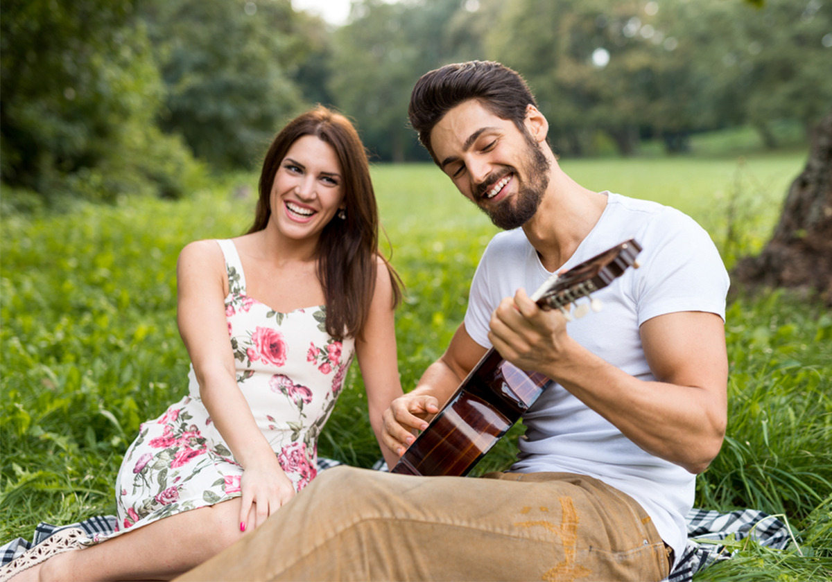 صفات فيك تجعل اي رجل تريدينه يقع في حبك