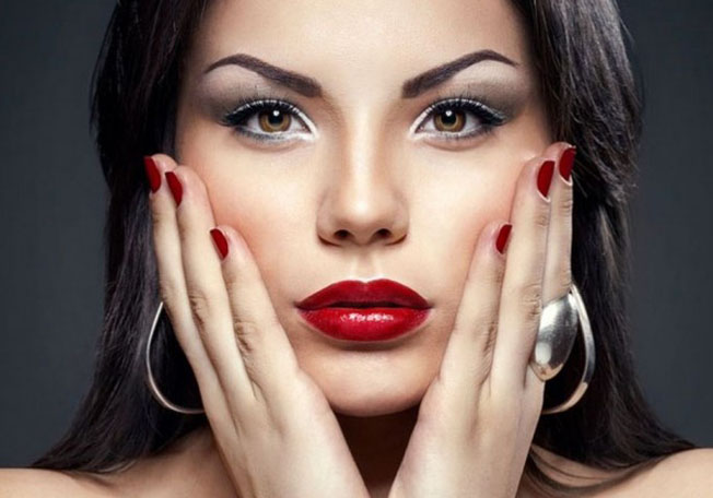 انواع مستحضرات تجميل نشك في فعاليتها