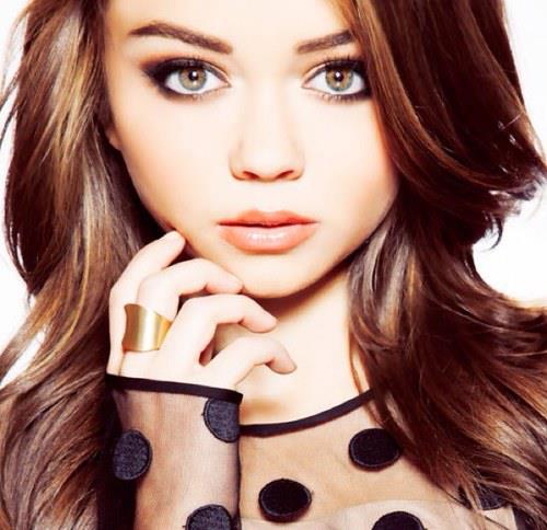 كل ما تريدين معرفته من اخبار ومعلومات وصور ووثائق عن سارة هايلاند Sarah Hyland 