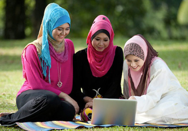 موقع إلكتروني لتمكين المرأة الكويتية