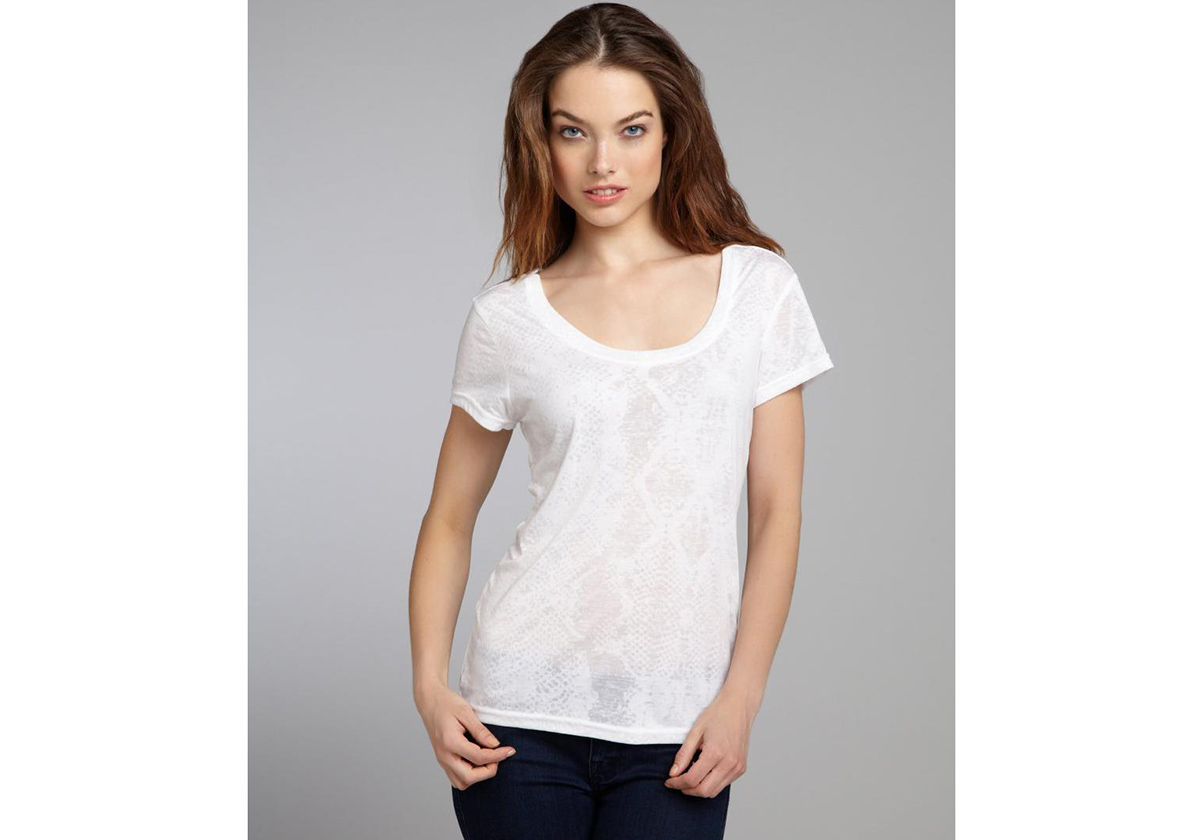 اياك واختيار الـ T Shirt القطنية بهذه القصة