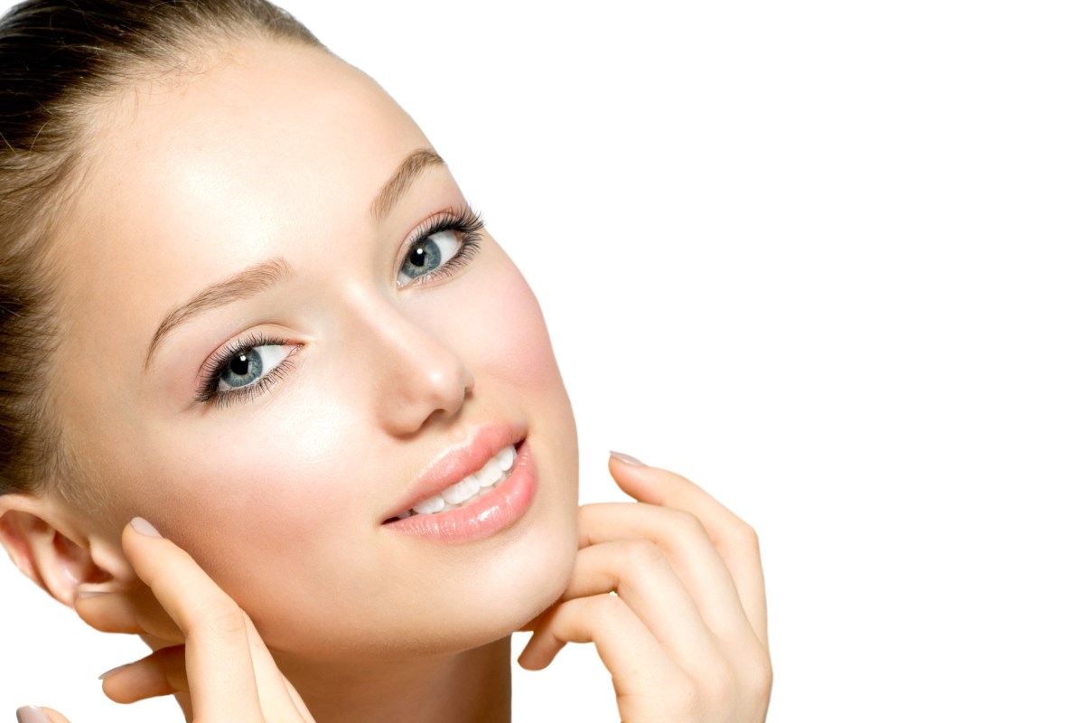طرق وسبل لإزالة الشعر من الوجه في المنزل