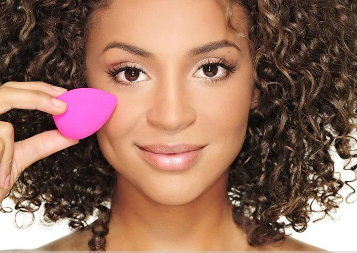طريقة صنع الـ Beauty Blender في المنزل بدلاً من شرائها