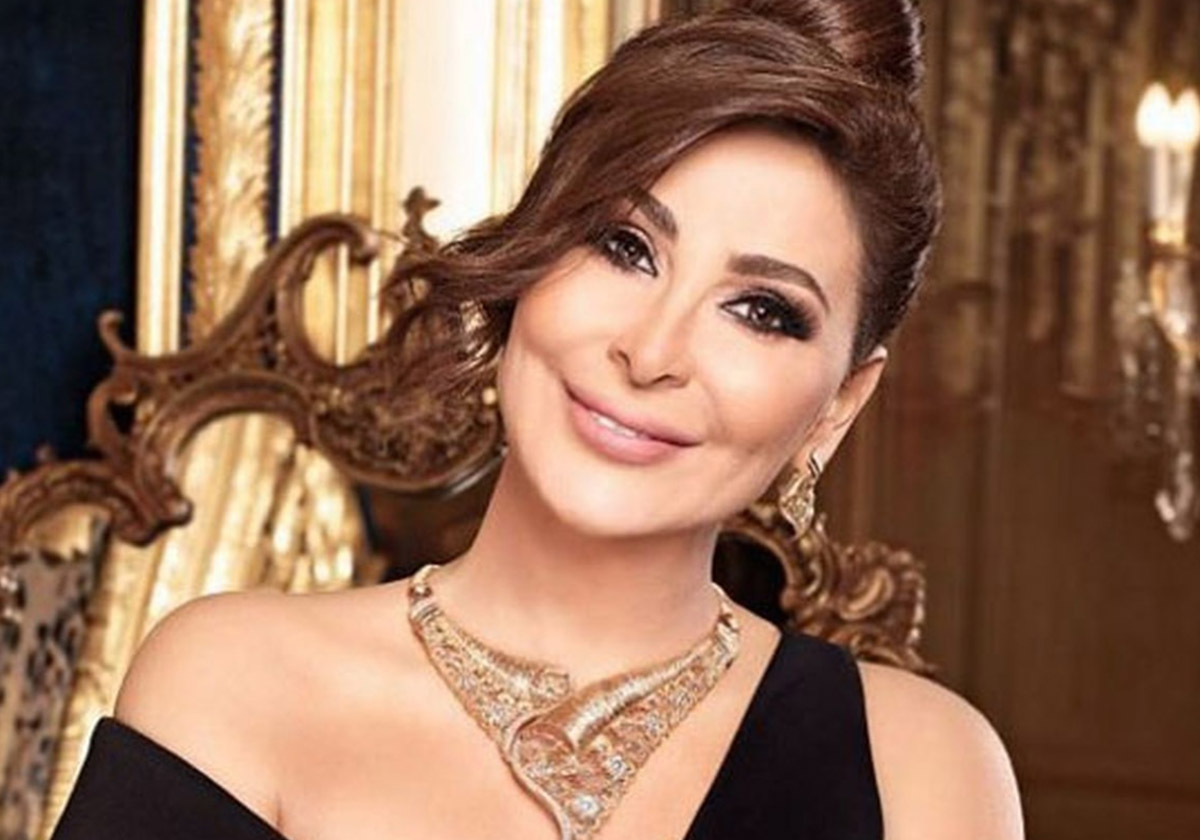 إليسا تنشر صوراً مع زوجة إيلي صعب في "كان"...من الأجمل برأيك؟
