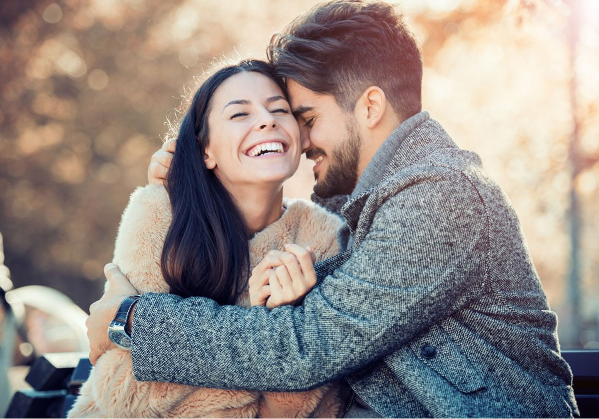لا داعي للعطور: طبقي هذه الخلطة على جسمك وتمتعي برائحة يعشقها الرجل!