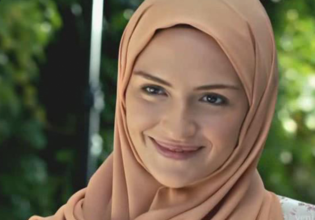 سينيم أوزتورك في أحد أدوارها