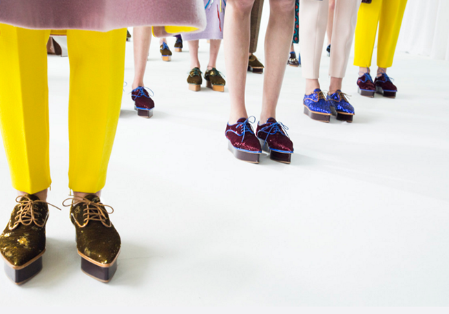 أحذية عصرية من Delpozo