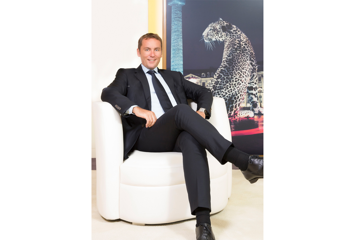 ياسمينة تقابل مدير التسويق والاتصالات لدى كارتير Cartier