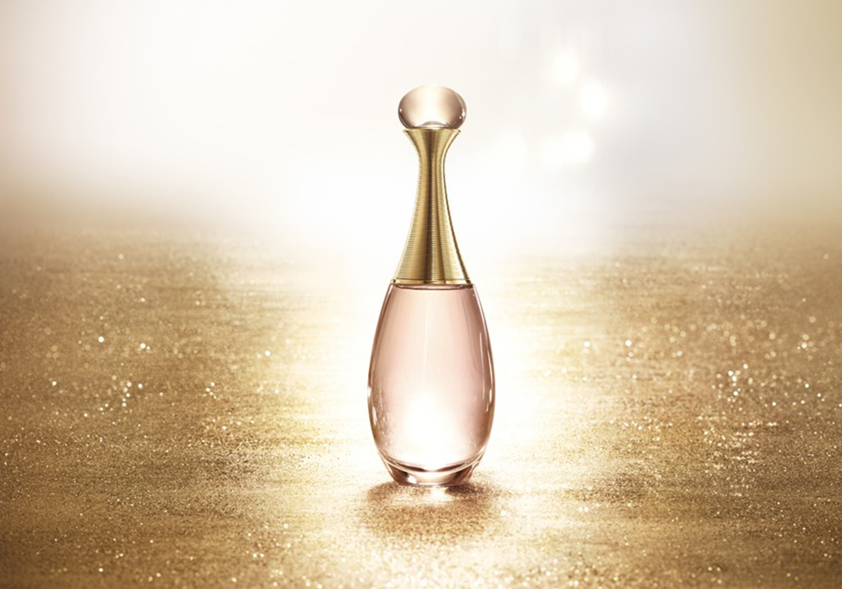 عطر J’adore Eau Lumière الجديد