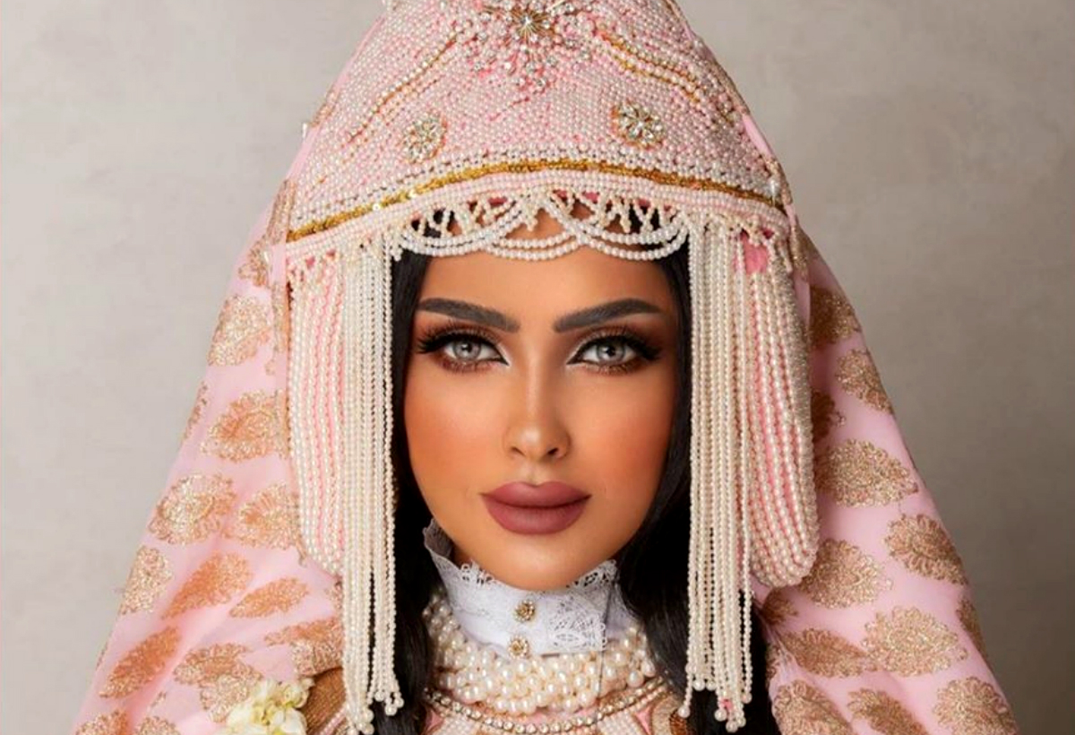 الزبون: زي أهل الحجاز الذي نفخر به