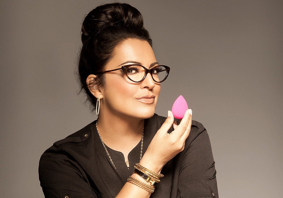 تعرفي على مقابلة ياسمينة مع Rea Ann، صاحبة منتج الـ Beauty Blender