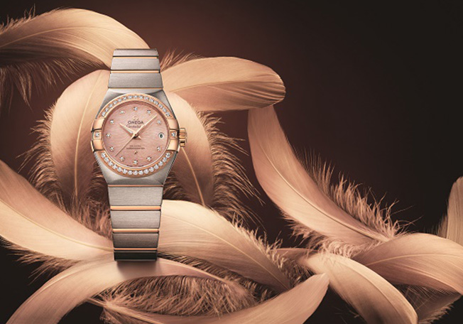 Omega تُطلق ساعة Constellation Pluma بحلة جديدة