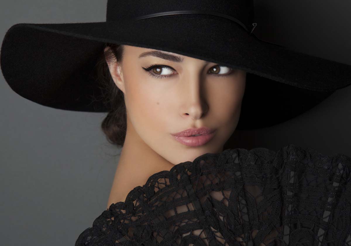 باقة من العطور العالمية تزيّن إطلالتك في موسم الأعياد