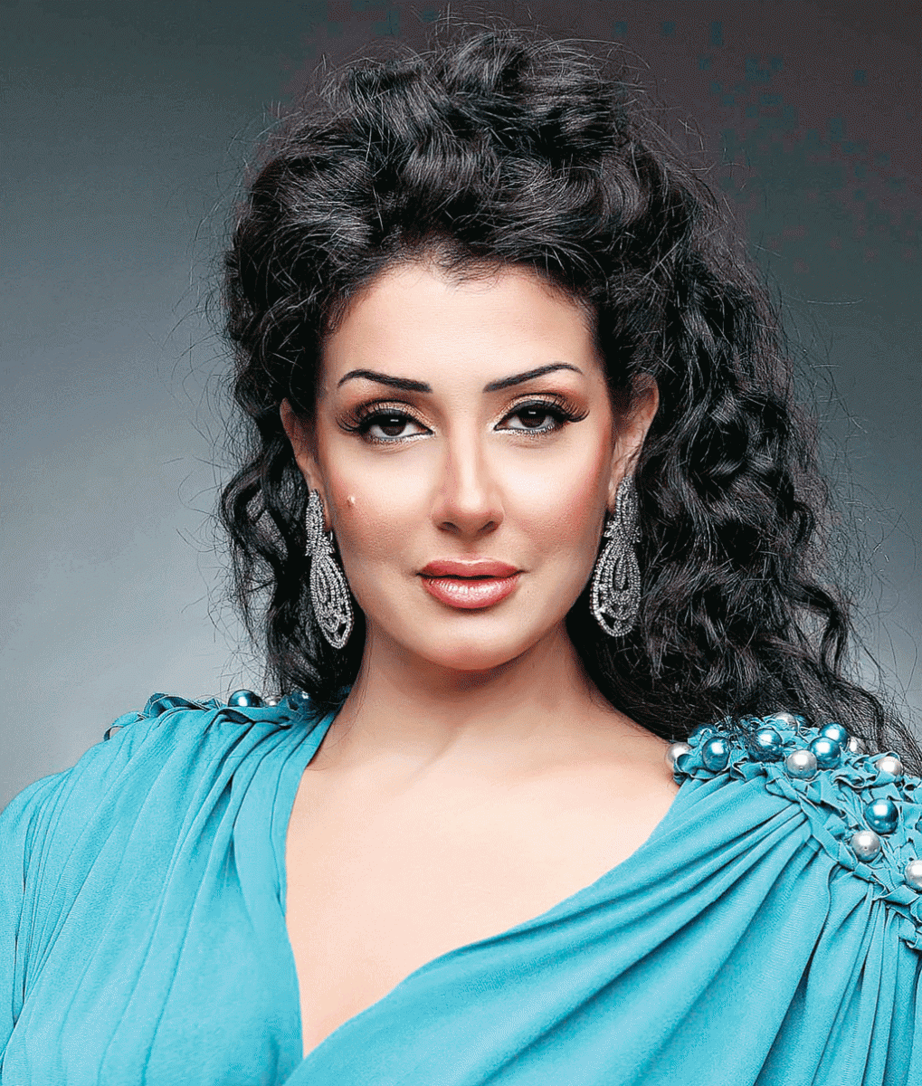 صورة زفاف غادة عبد الرازق