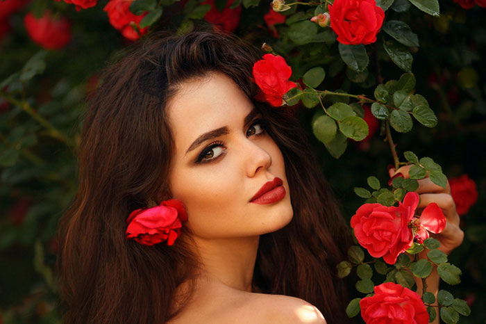 عطور تحتفي معك موسم الحب