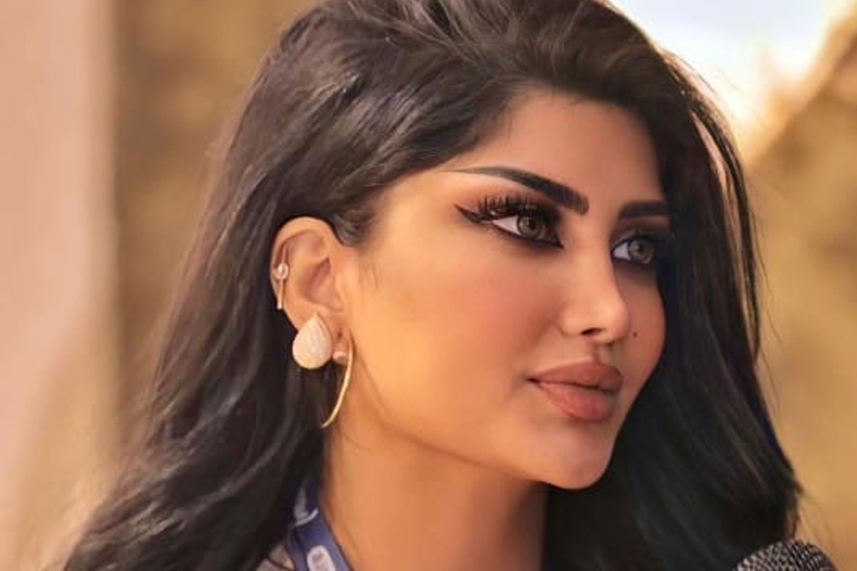 معرض العطور في الرياض يكشف الوجه الحقيقي لمشهورات السوشال ميديا، فكيف ظهرنّ بدون فلتر؟ 