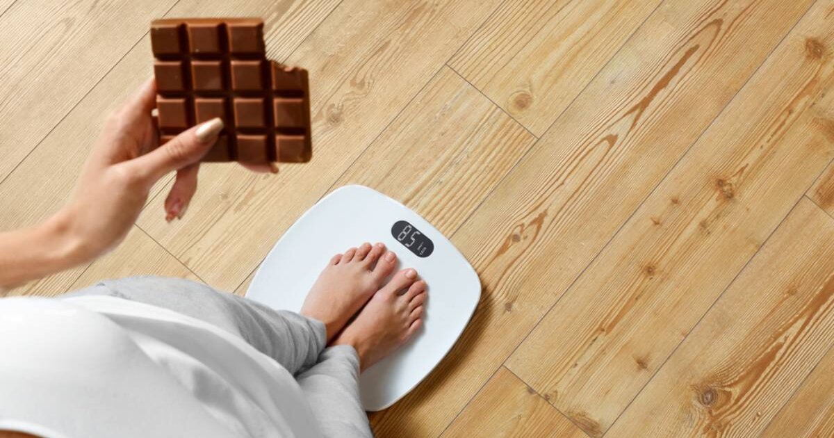 عدد السعرات الحرارية في الشوكولاته الداكنة