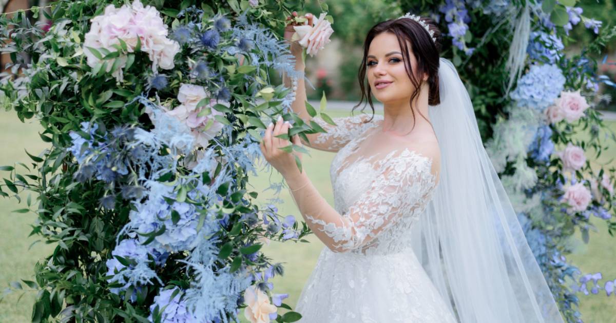 للعروس أسئلة من الضروري الإجابة عليها قبل تحديد موعد الزفاف