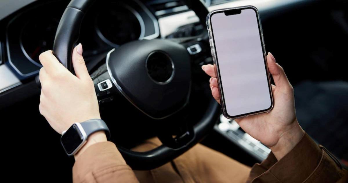 تطبيق لتعلم قيادة السيارة