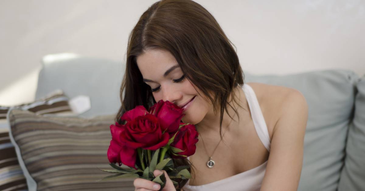 أجمل عبارات شكر للشريك على هدية ورد