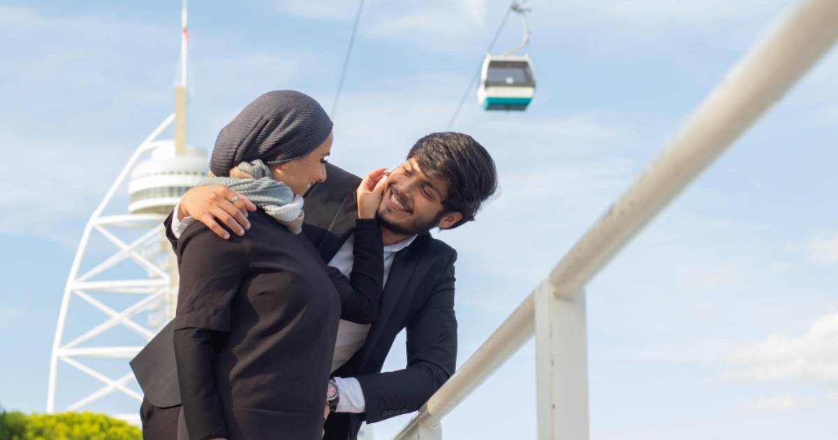 عبارات عن الحب للزوج قد لا تكون حقيقية