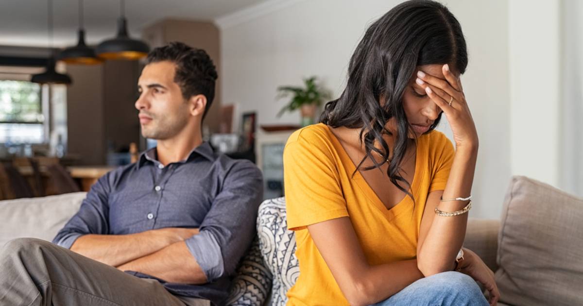 طريقة التعامل مع جرح الزوج لزوجته بالكلام