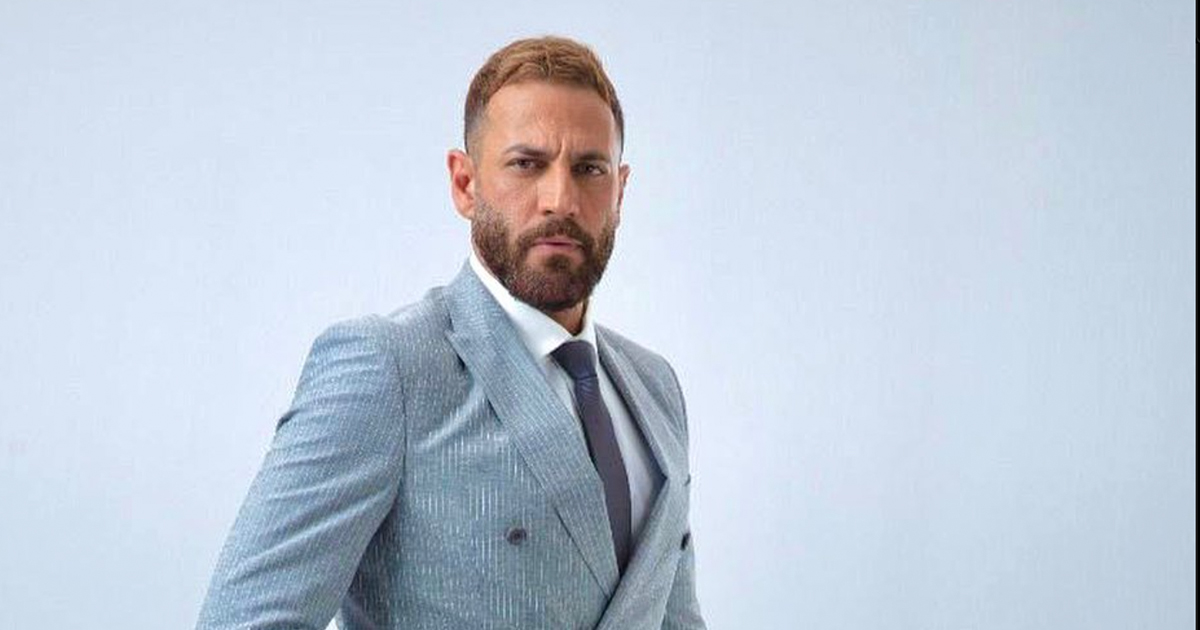 Suit, Formal Wear, Clothing
