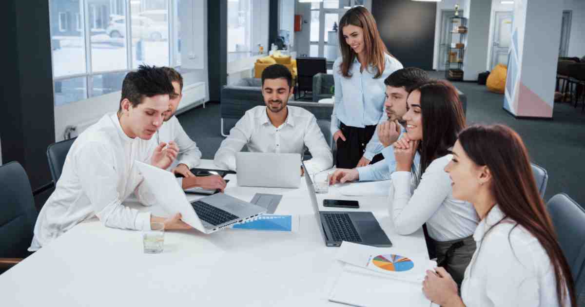 عبارات شكر وتقدير للموظفين