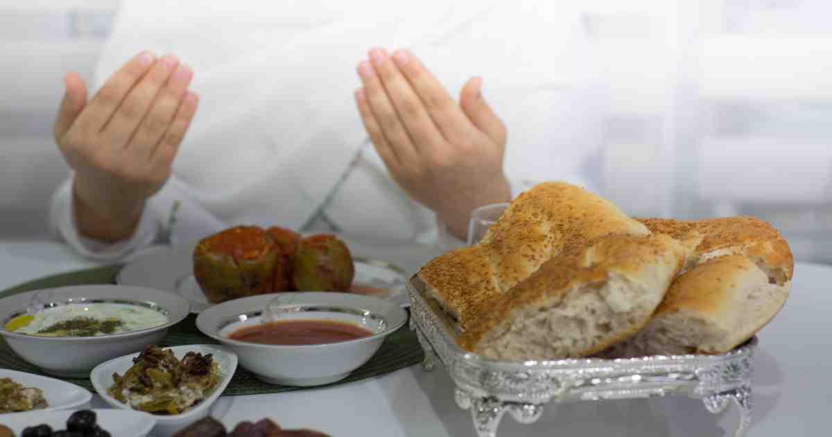 دعوة لشهر رمضان