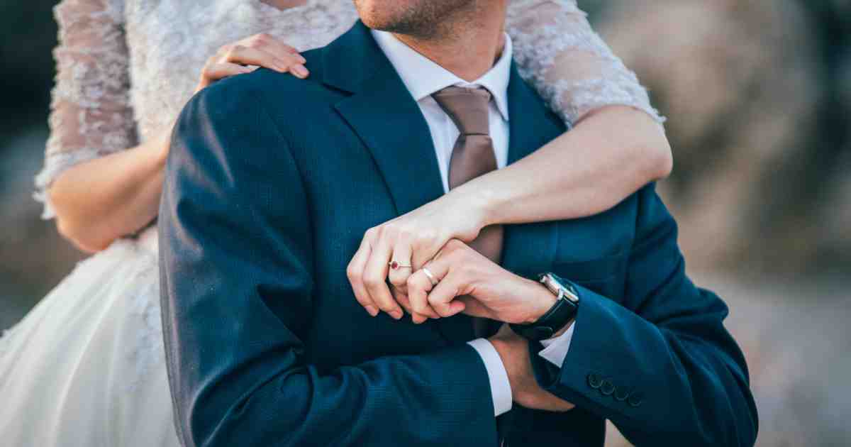 تهنئة عريس بدون اسم