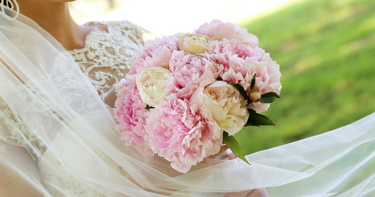 عبارات تهنئة للعروس