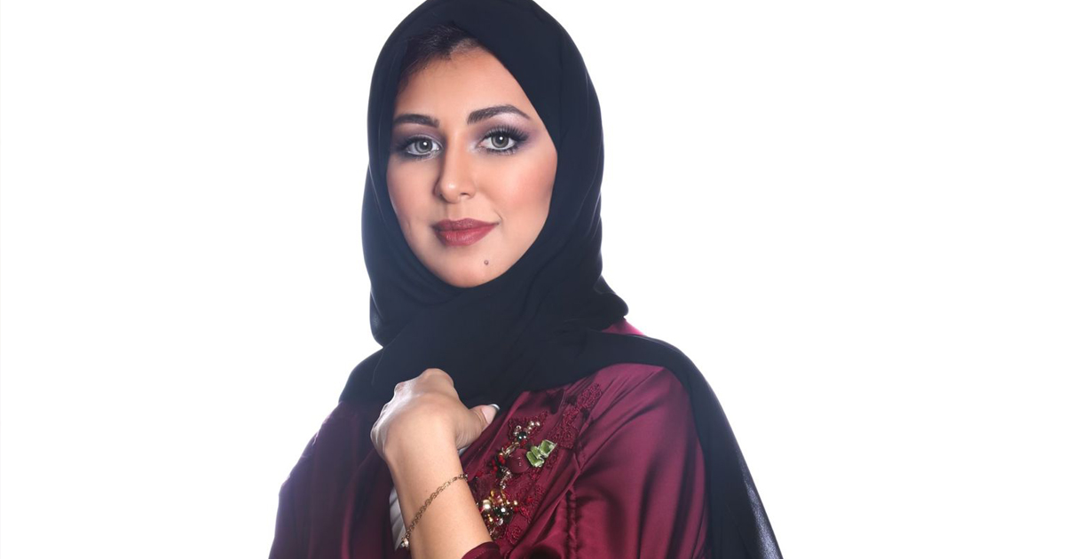 المصممة السعودية سمر راضي تكشف لنا سر فساتين الزفاف لا تبطل موضتها