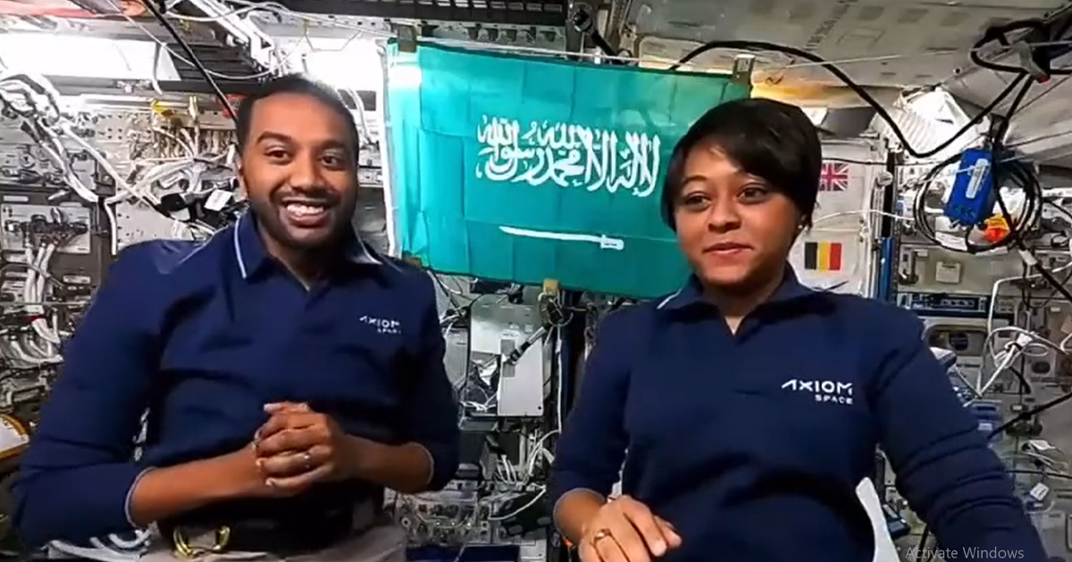 ريانة برناوي وعلي القرني يشاركان تفاصيل شيّقة من الفضاء
