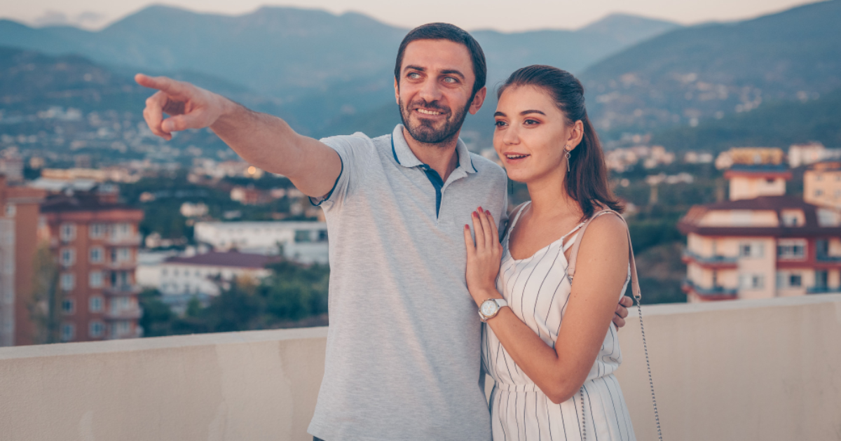 العلاقة بين الزوج والزوجة