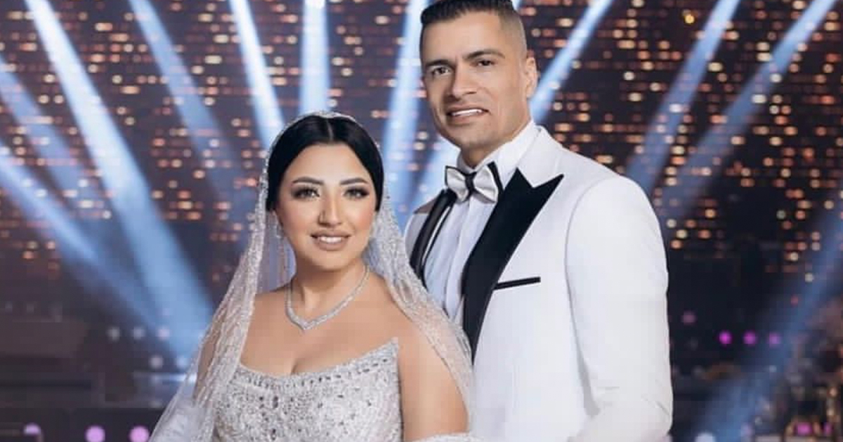 أول رد من زوجة حسن شاكوش المنهارة بعد طردها من المنز