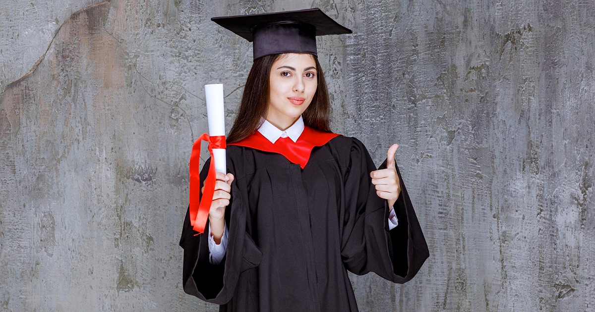عبارات تخرج قصيرة للواتس
