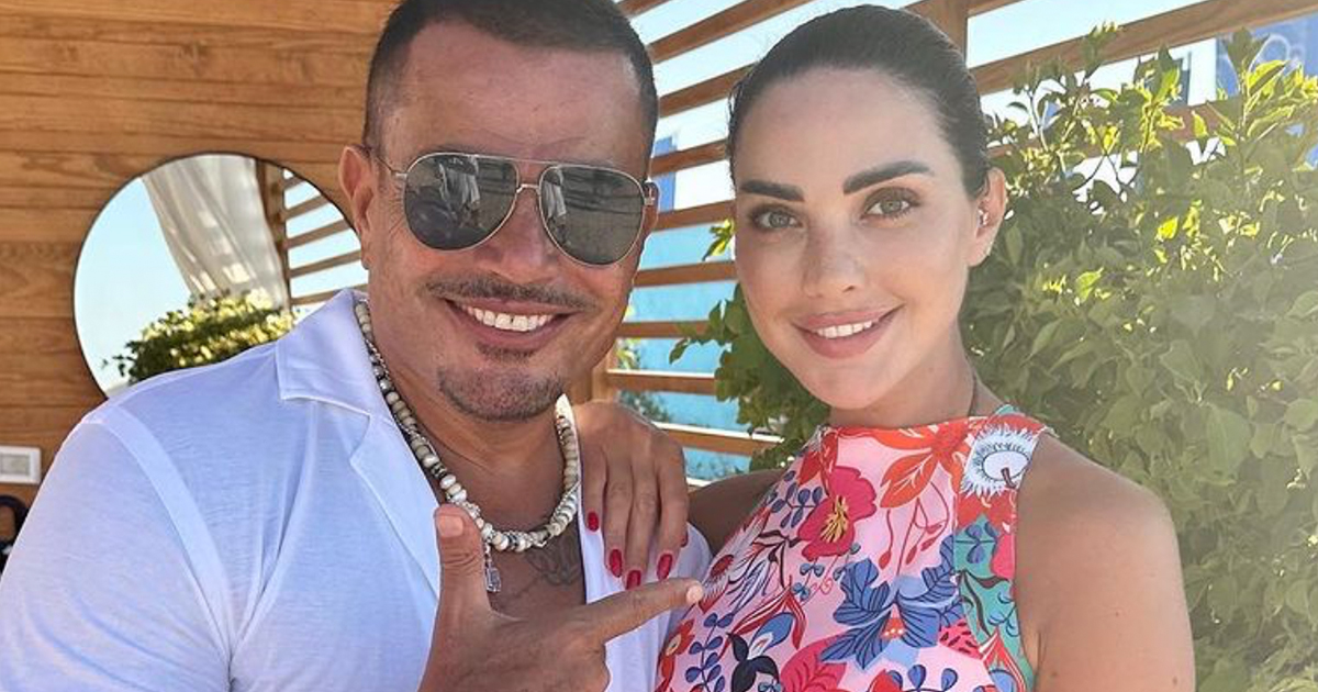 هل من علاقة غرامية بين عمرو دياب وداليدا خليل؟