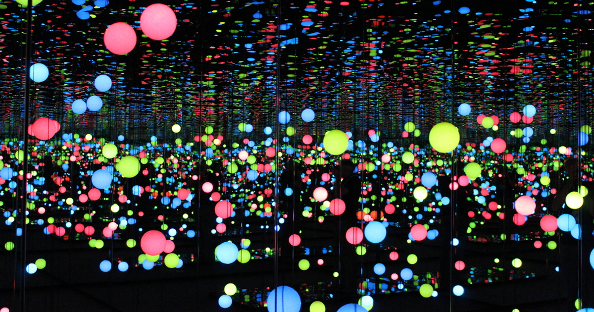 YAYOI KUSAMA - BRILLIANCE OF THE SOULS