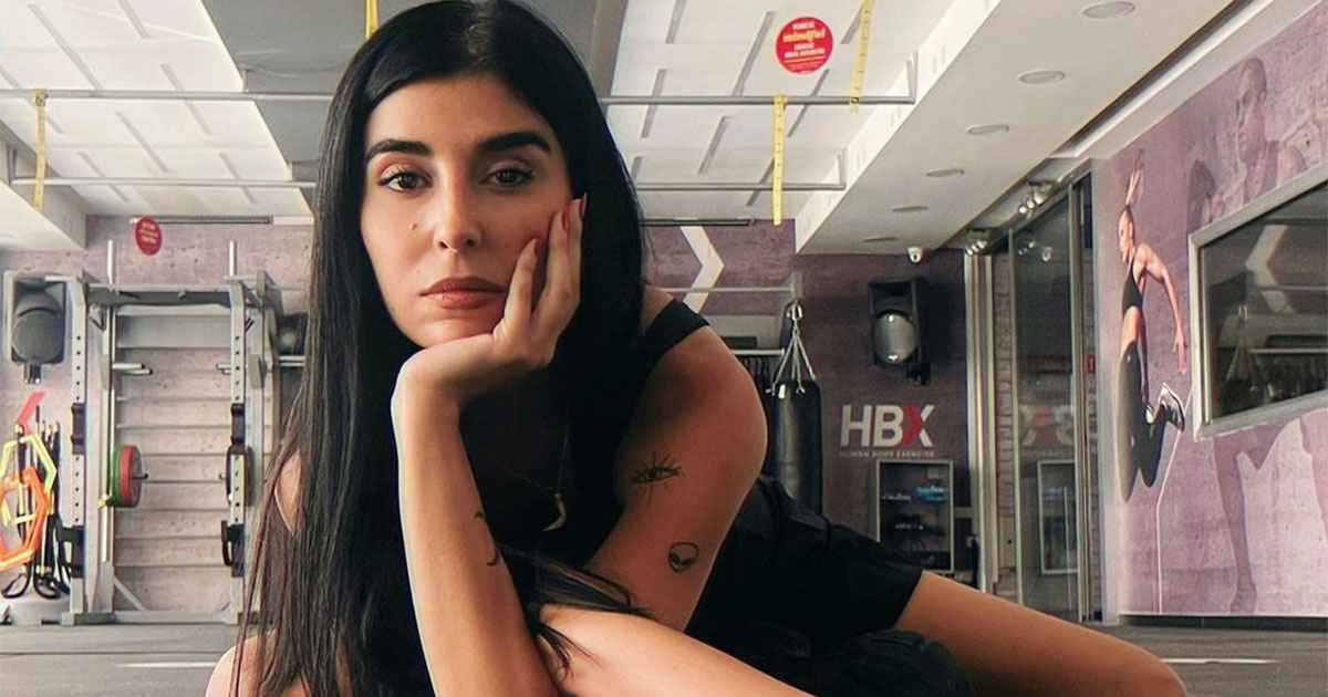 قاسم مشترك يجمع زينة مكي وشايلين وودلي وسارة ميشيل غيلار