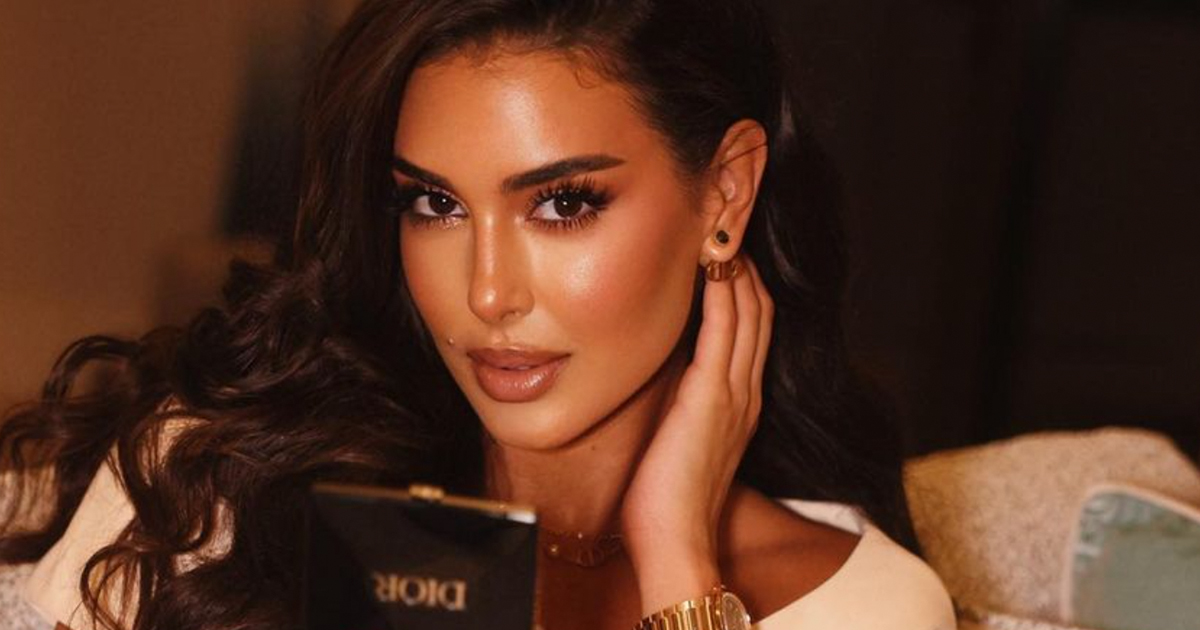ياسمين صبري مذيعة للمرة الاولى