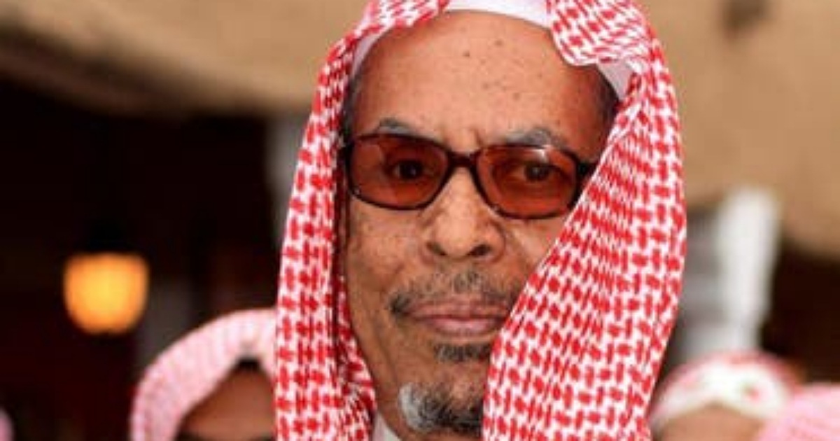 فقدان علي المدفع بصره