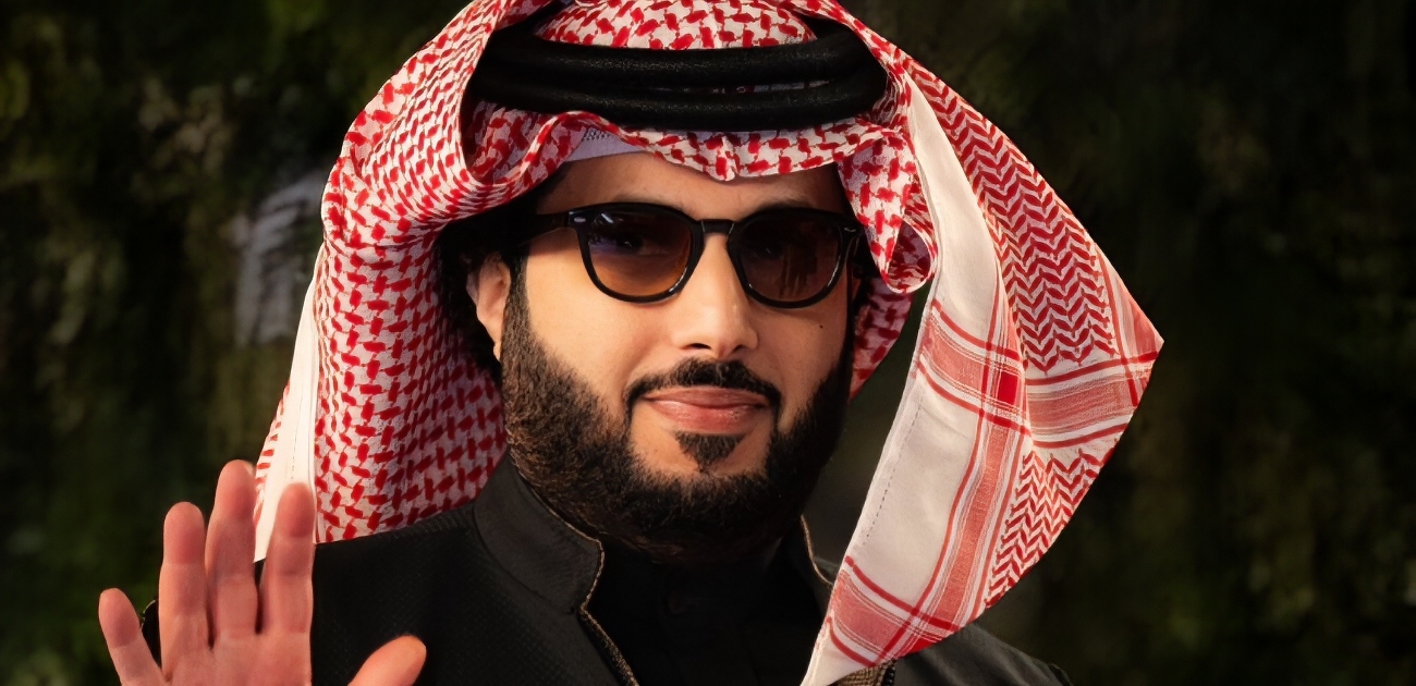 تركي آل شيخ يمازح أصالة وأنغام بعد مصالحتهما