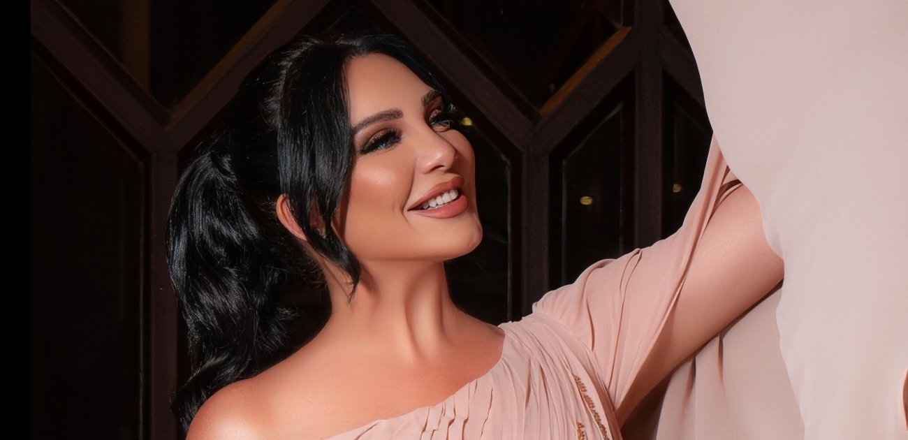 سلاف فواخرجي ليست مطلقة وتكشف عن تفاصيل محاولة اغتيالها